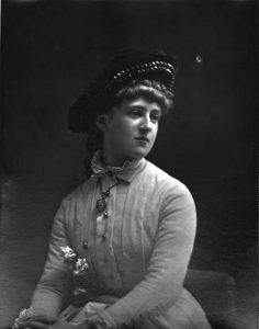 709px-elizabeth_alice_hawkins-whitshed